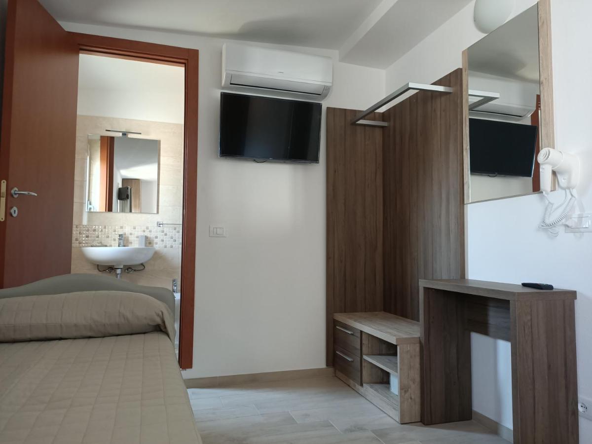 Hotel Bed & Book ริมินี ภายนอก รูปภาพ