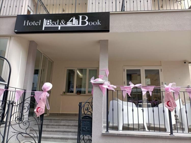 Hotel Bed & Book ริมินี ภายนอก รูปภาพ